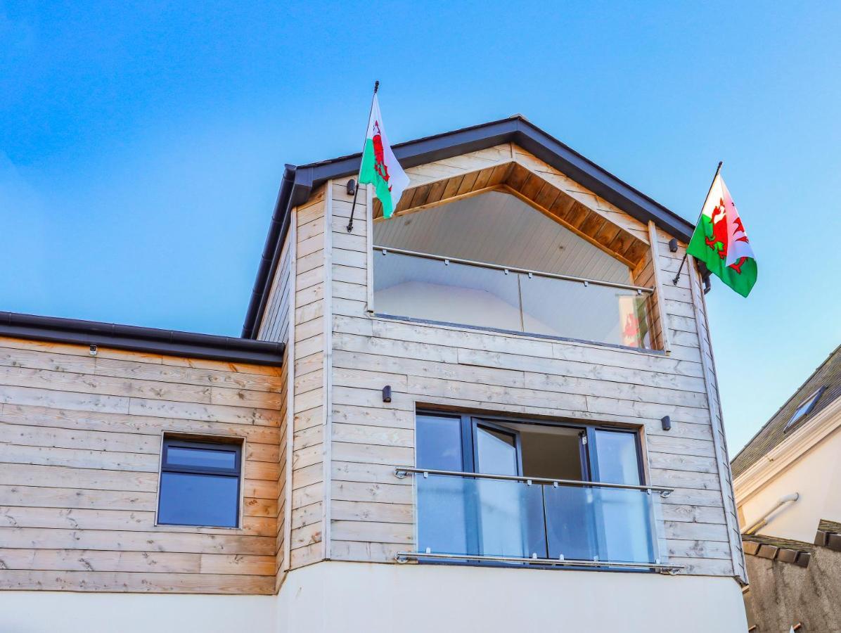 카나번 Bryn Min Manton Penthouse 아파트 외부 사진