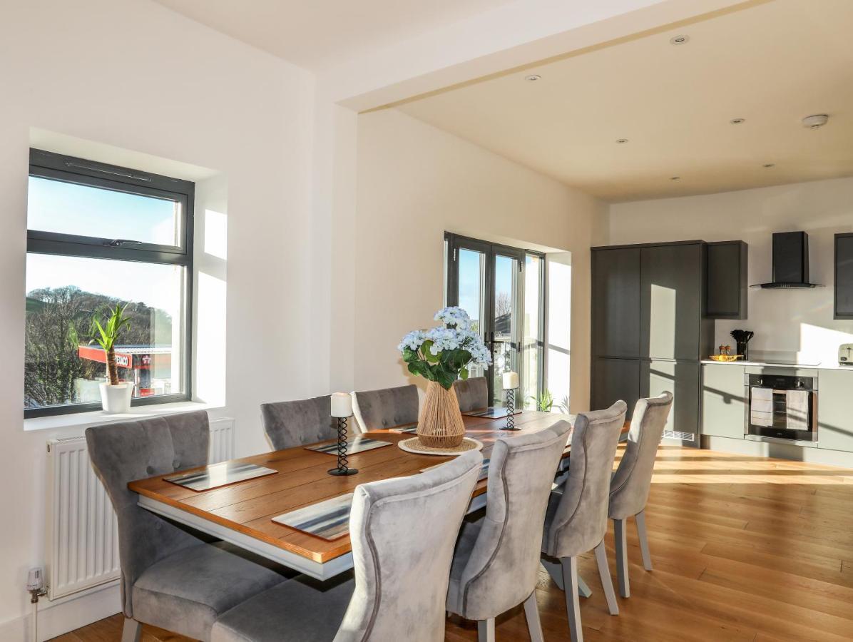 카나번 Bryn Min Manton Penthouse 아파트 외부 사진